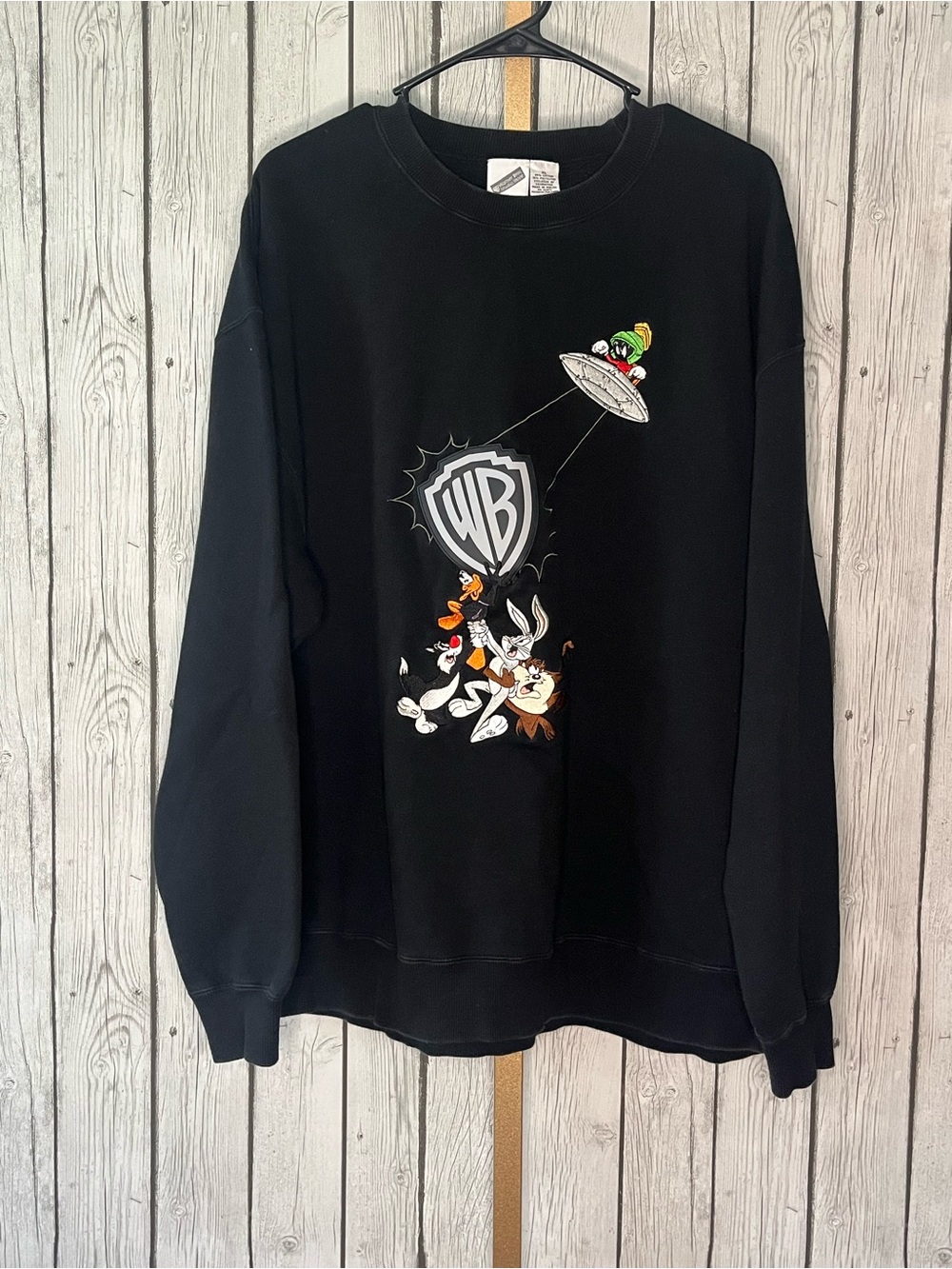 Vintage 90s Warner Brothers Looney Tunes Bugs Bunny Crewneck Sweatshirt XL